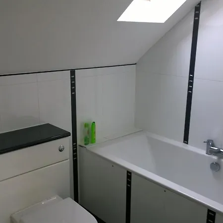 Your Travel Stop Craggside Apartament